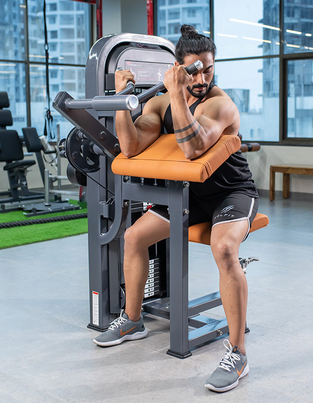 Biceps Curl Machine